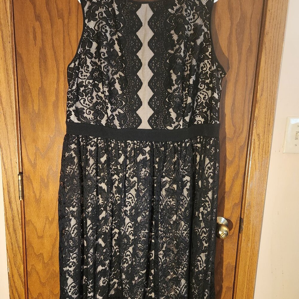 Black lace dress